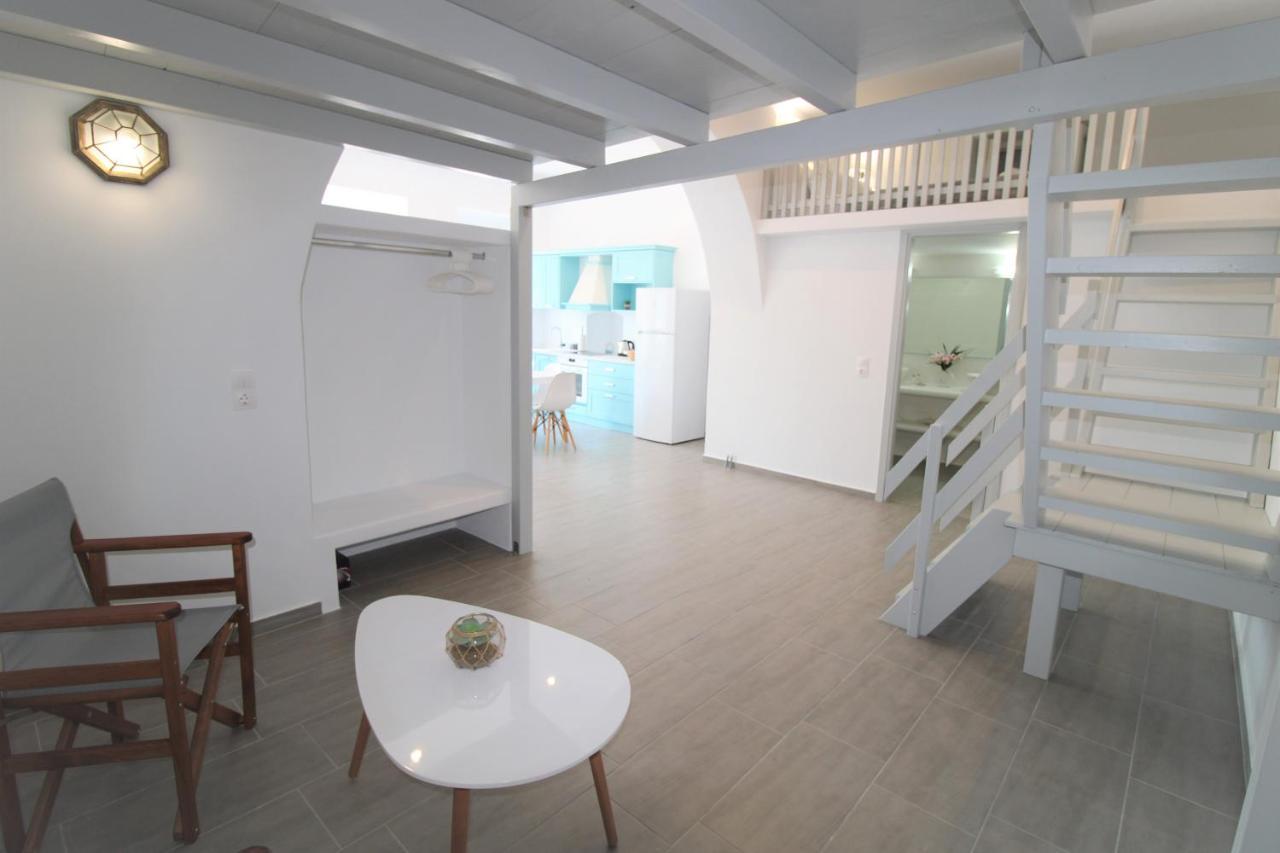 1870 House 1&2 Apartment Plaka  Luaran gambar