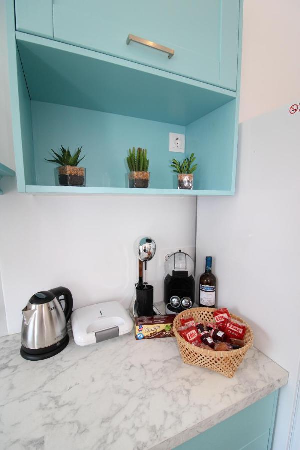 1870 House 1&2 Apartment Plaka  Luaran gambar