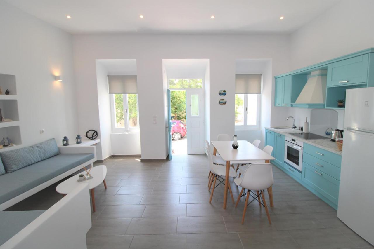 1870 House 1&2 Apartment Plaka  Luaran gambar
