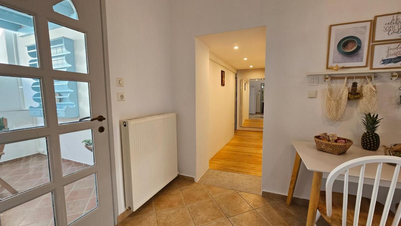 1870 House 1&2 Apartment Plaka  Luaran gambar